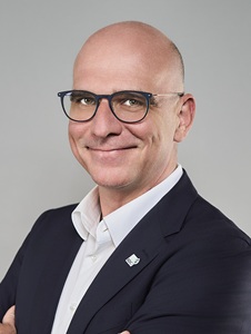 Prof. Dr. med. Andreas Kirschniak (Akademieleiter)